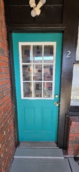 Building Photo - 2109 Bernardo De Galvez Ave