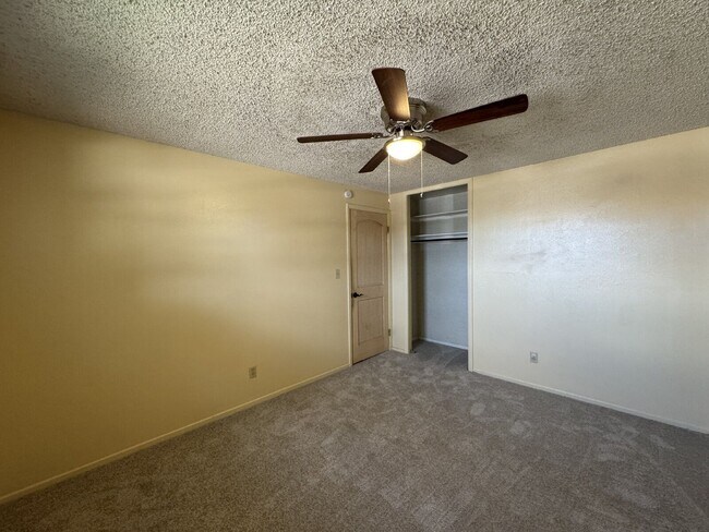 Building Photo - 4342 W Quinn Pl