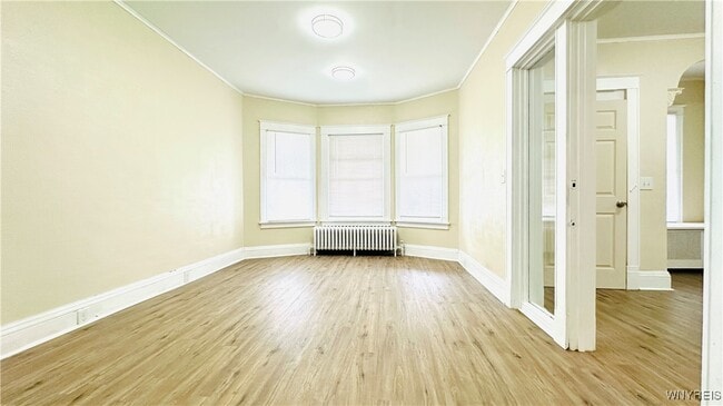 Building Photo - 701 Cedar Ave