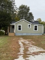 Building Photo - 721 E Cemetery Ave