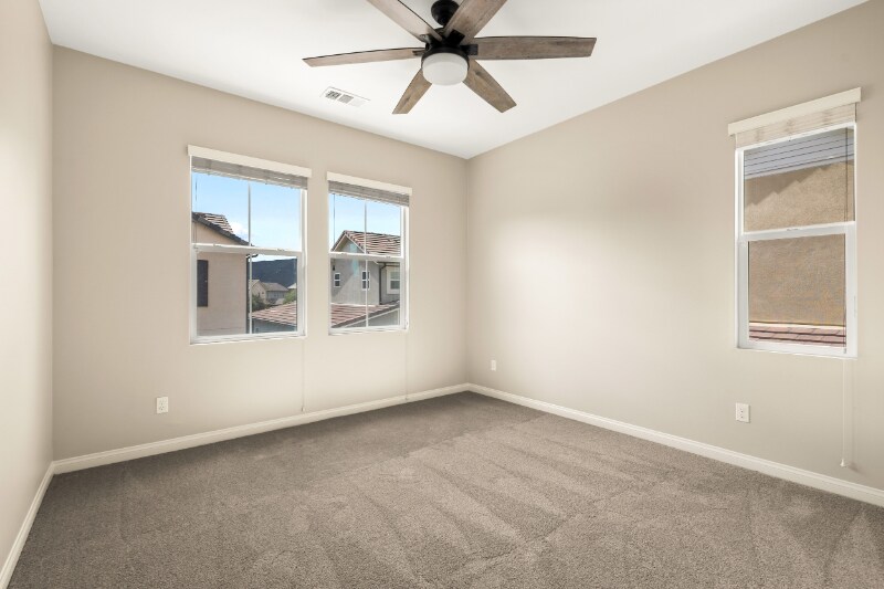 Building Photo - 2754 Overlook Point Dr