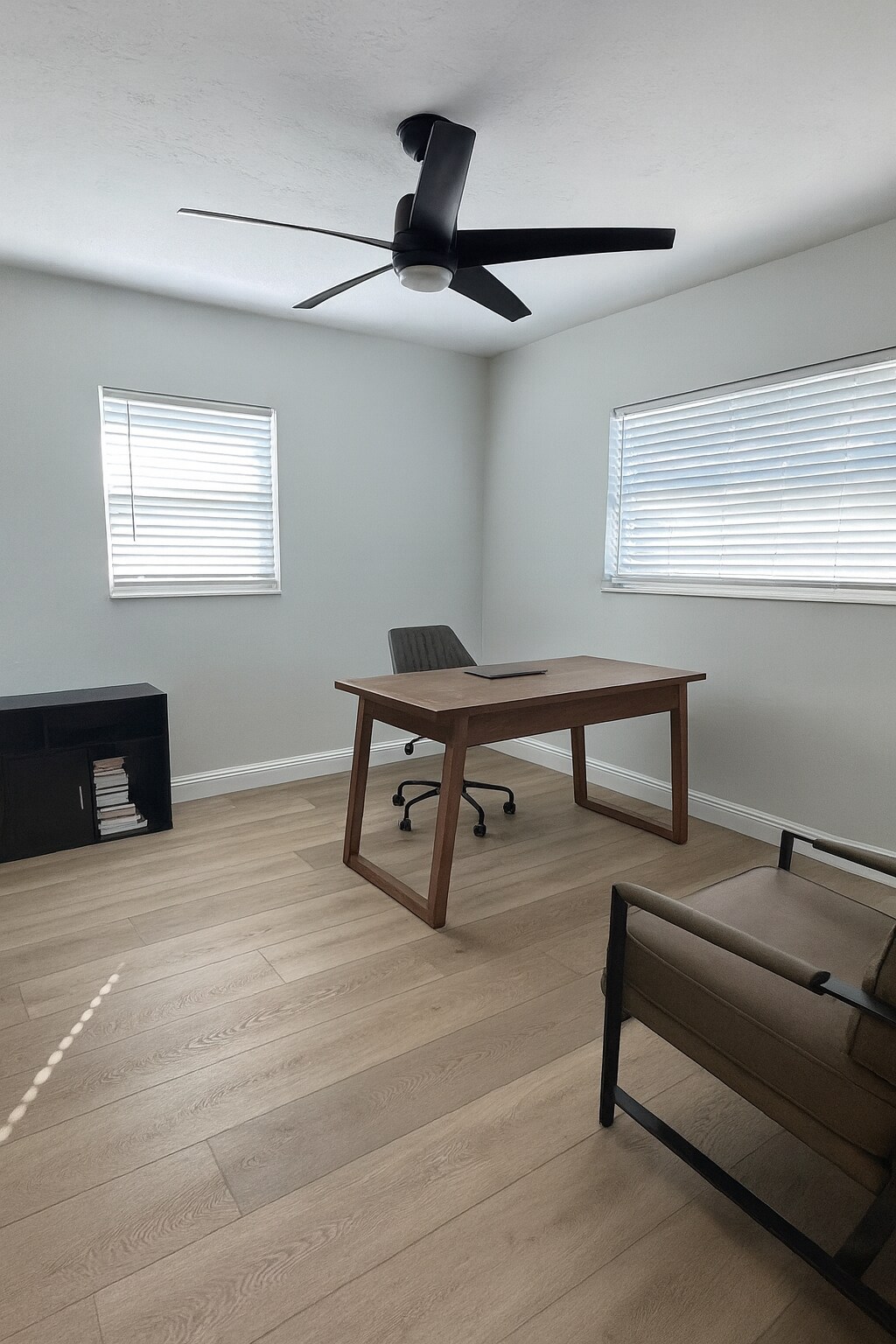 Building Photo - 2936 27th Ave N