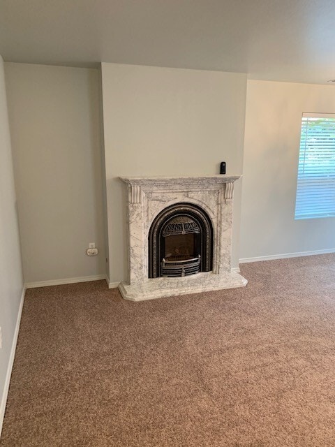 Building Photo - 3 Bedroom + Den and Loaded with Upgrades