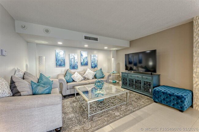 Building Photo - 3900 Galt Ocean Dr