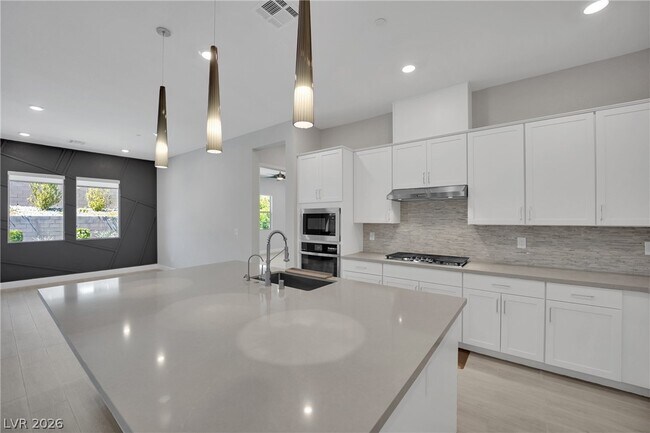 Building Photo - 265 Agnew St