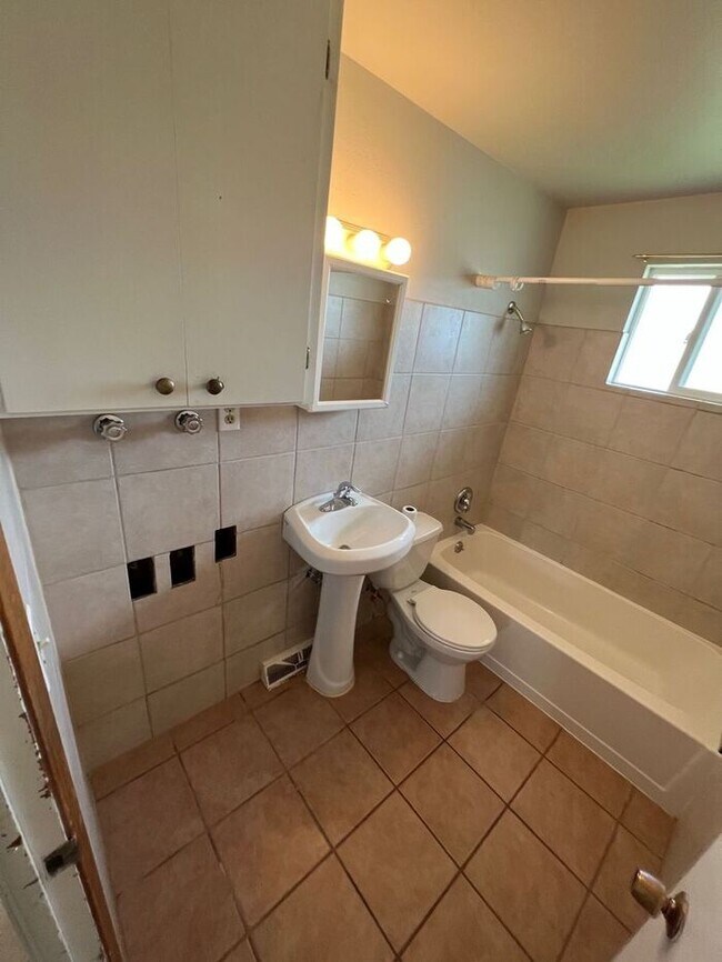 Building Photo - Great Condo In South Loveland