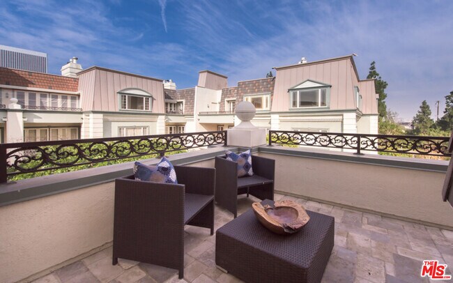 Building Photo - 10108 Empyrean Way