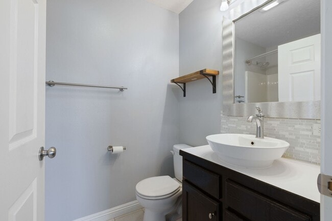 Building Photo - 4-Bed 2-Bath Hidden Gem on a Quiet Cul-de-Sac in Idaho Falls – Move-In Ready!