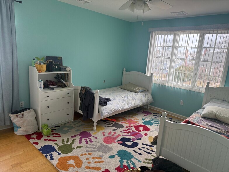 Building Photo - 284 Semton Blvd