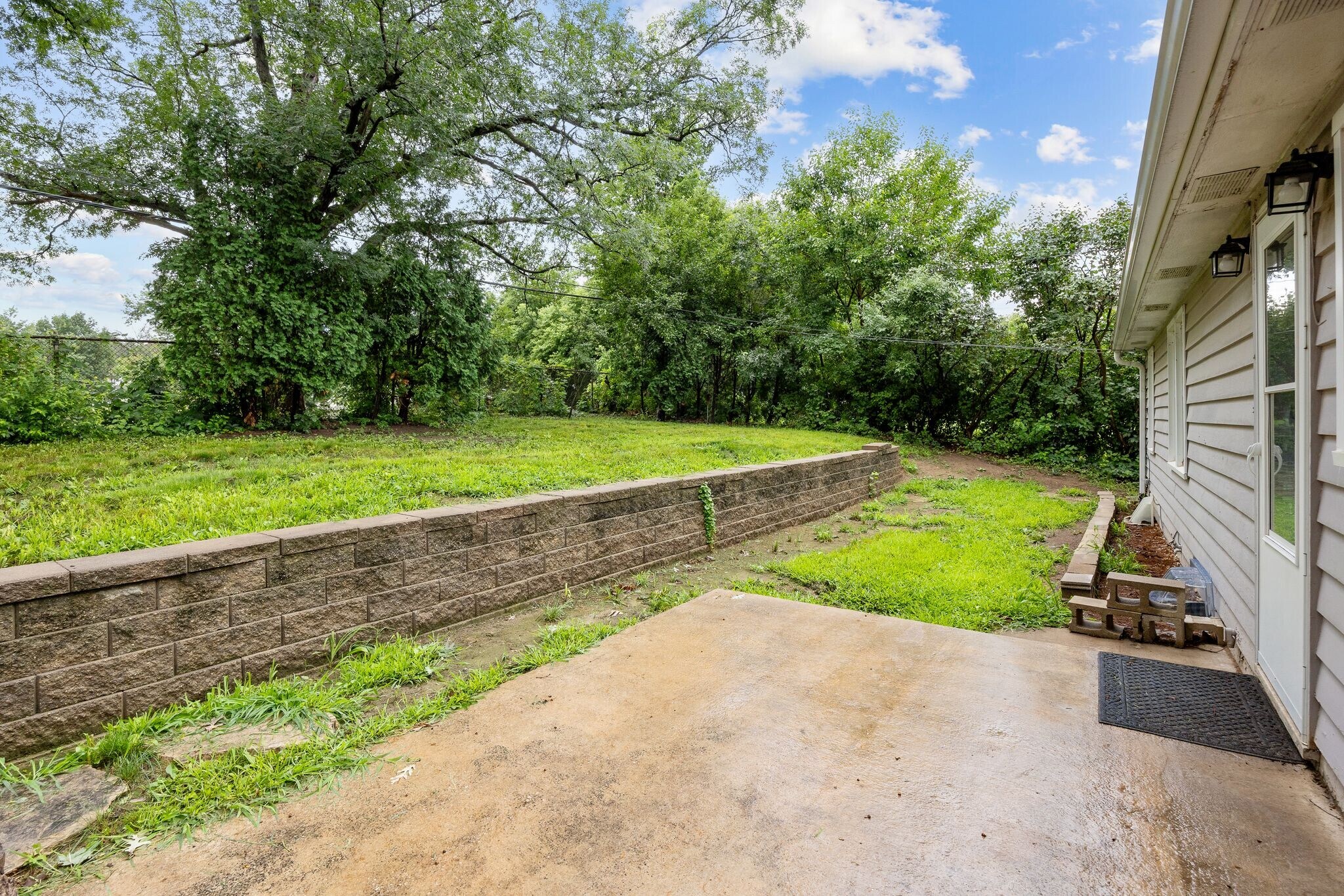 Backyard - 2539 Vernon Ct SE