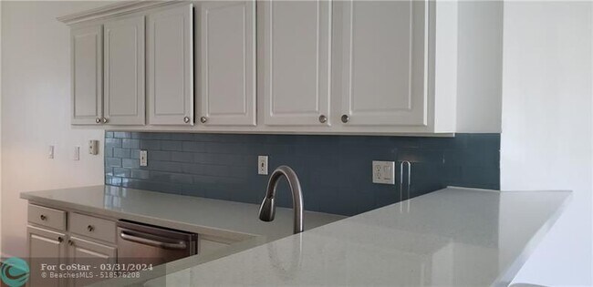 Building Photo - 3533 Dunes Vista Dr