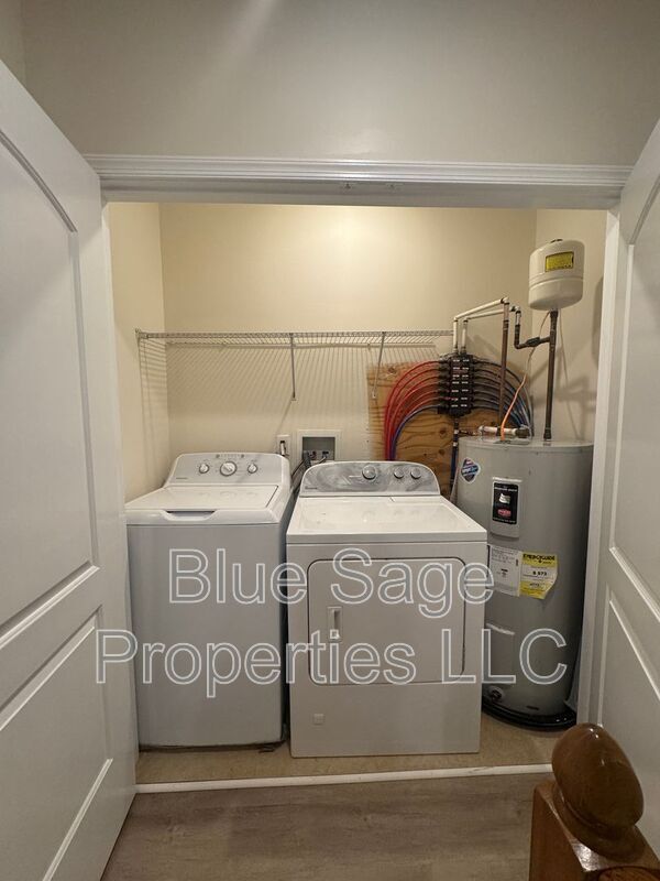 Building Photo - 432 E Baltimore Ave