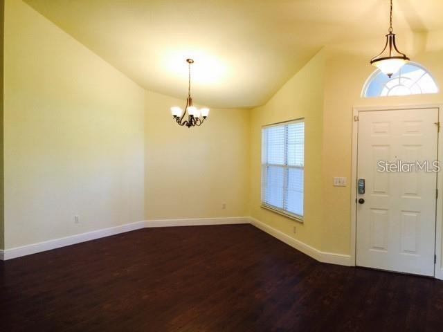 Building Photo - 2060 King Tarpon Dr