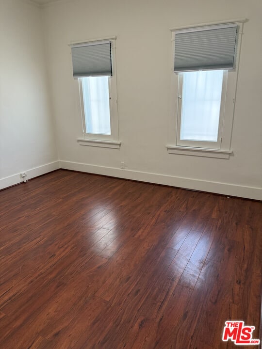 Building Photo - 153 S Gramercy Pl