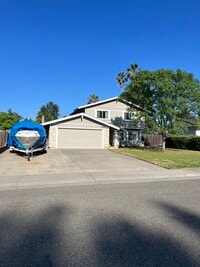 Building Photo - 8325 Garry Oak Dr