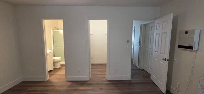 Building Photo - 10504 Caminito Rimini