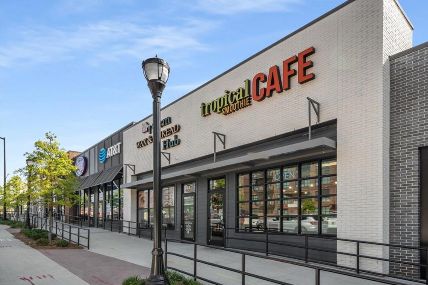 Neighborhood - smoothie shop - 688 Exchange St SE