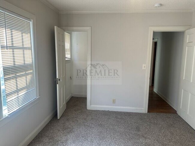 Building Photo - 6328 College Ave