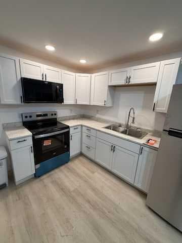 Building Photo - 1049 Seale Ave