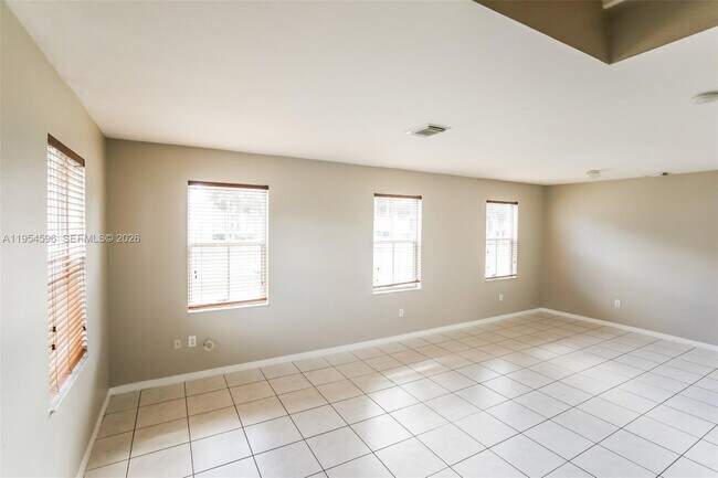 Building Photo - 27598 SW 138th Ave