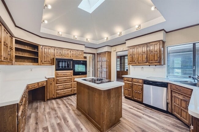 Building Photo - 3005 Saddlehead Dr