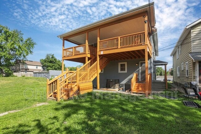 Building Photo - 2023 Sullivant Ave