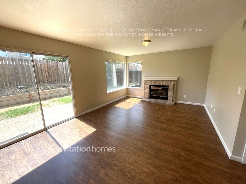 Building Photo - 3748 Elk River Ct