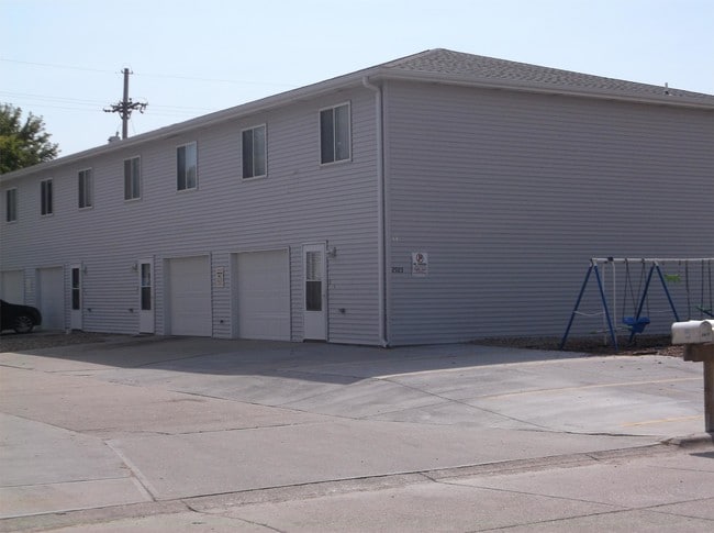 Primary Photo - 2923 W Louise St