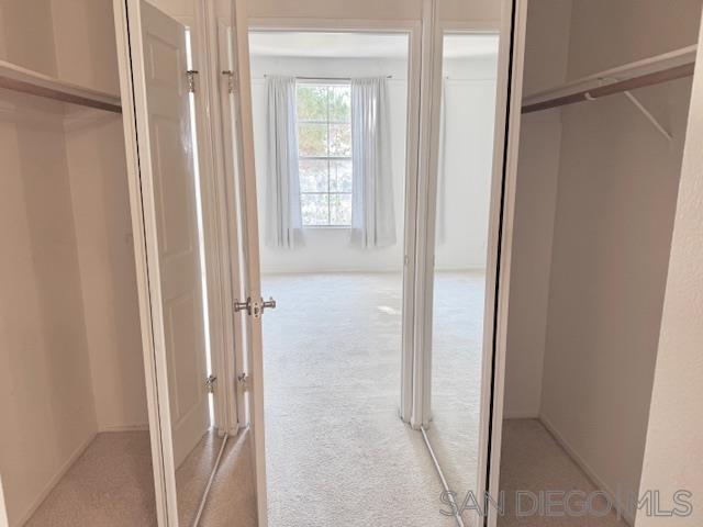 Building Photo - 10884 Sabre Hill Dr