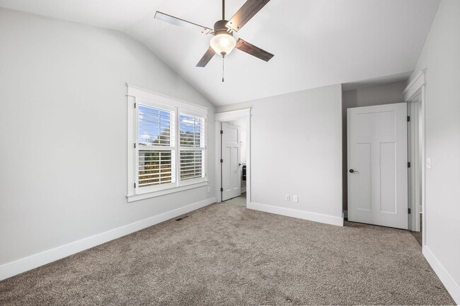 Building Photo - Awesome 3BR/3.5BA Craftsman Cottage in Chesterfield!