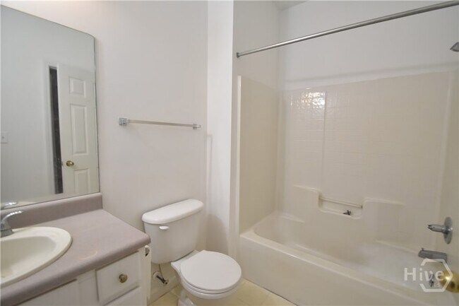 Building Photo - 1202 Walden Park Dr