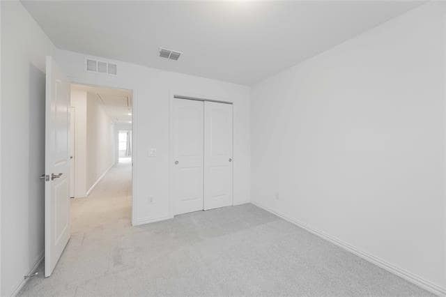 Building Photo - 345 Willowmore Dr