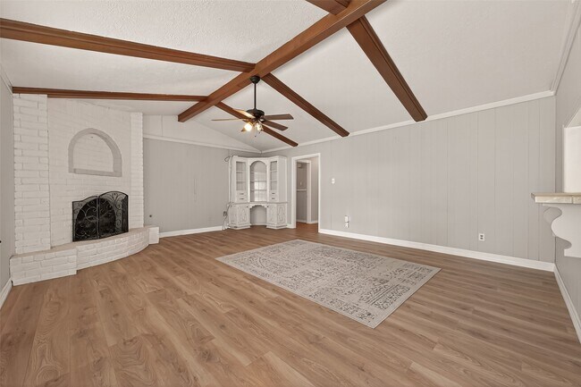 Building Photo - 13418 Paradise Valley Dr