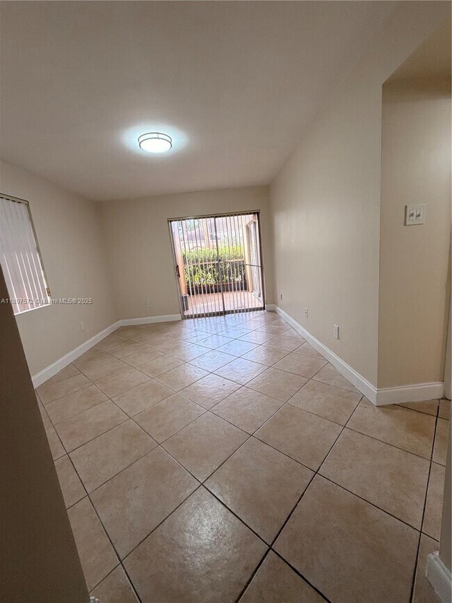 Building Photo - 15320 SW 106th Terrace