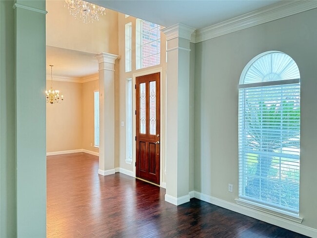 Building Photo - 4707 Gladesdale Park Ln
