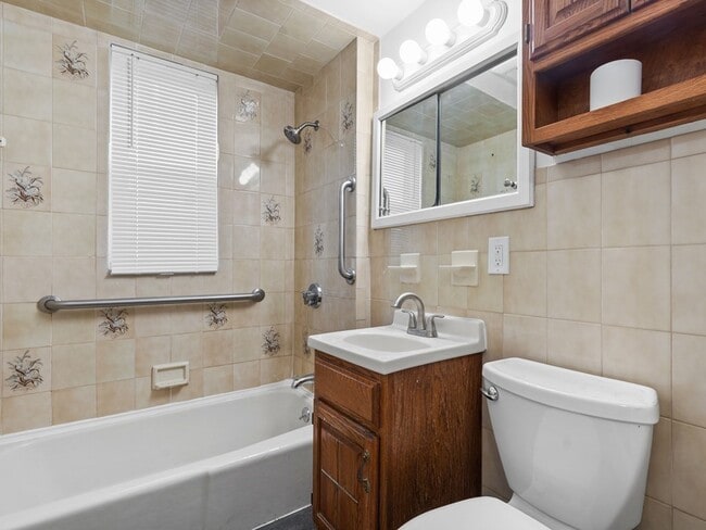 Building Photo - 40 Gold Star Rd