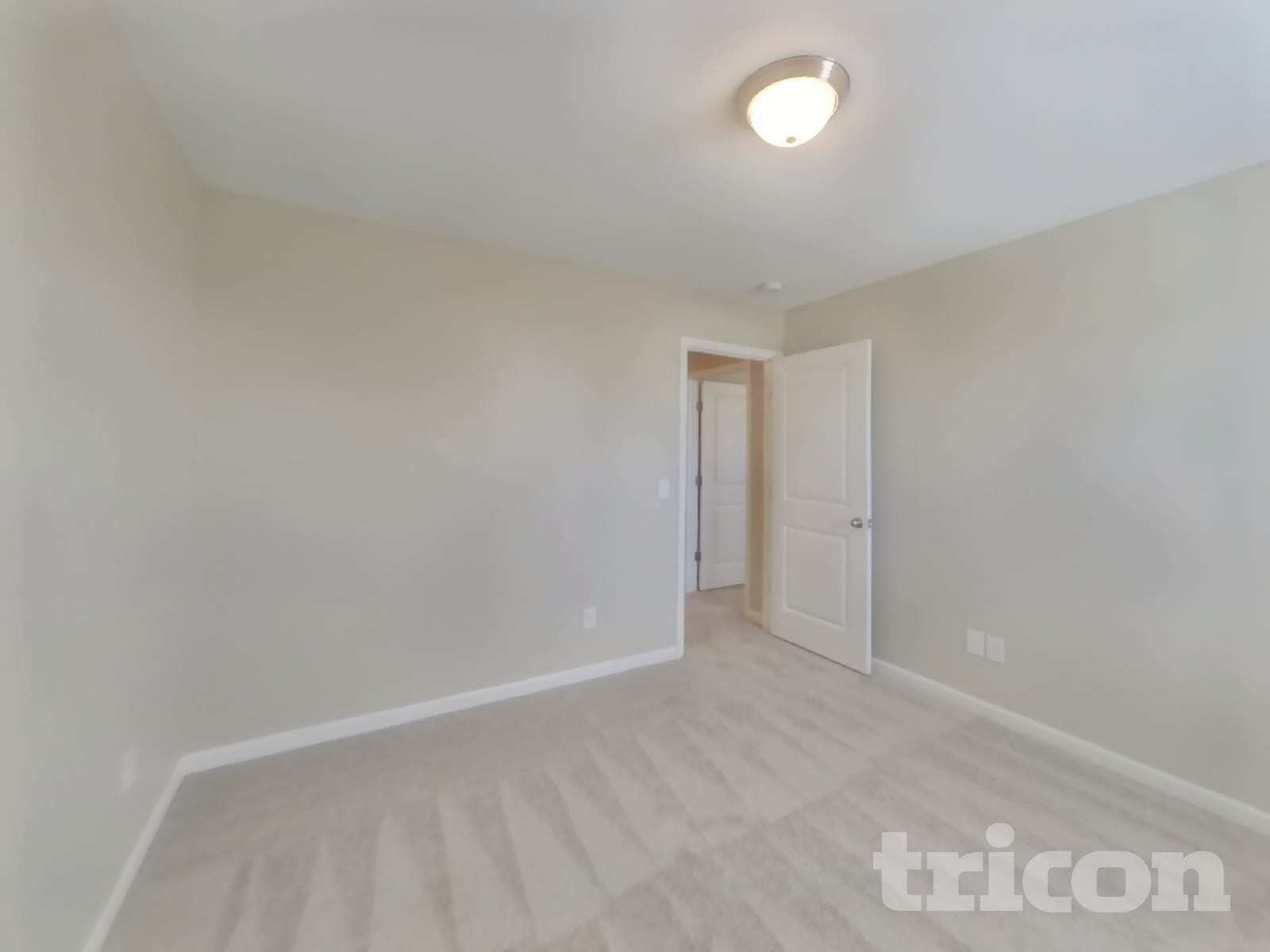 Building Photo - 319 Wyburn Pl