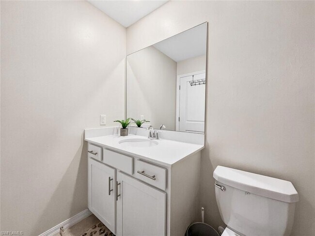 Building Photo - 5807 Double Eagle Cir