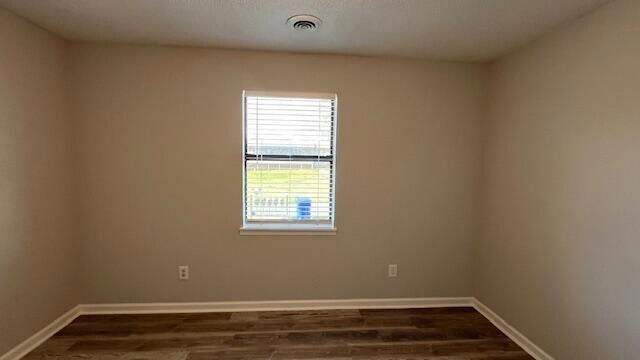 Building Photo - 155 Eastview Ave