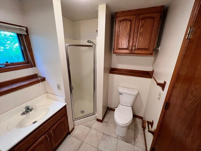 Building Photo - Great Home in Tatarrax Hills Neighborhood ...