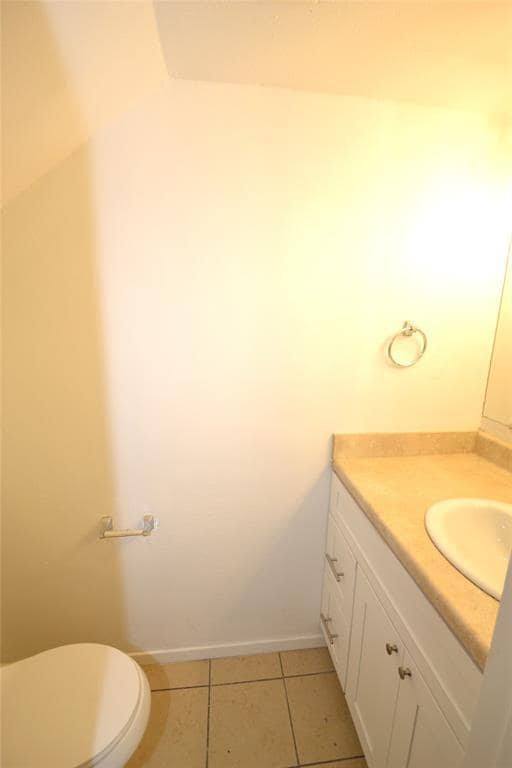 Building Photo - 1202 Southport Dr