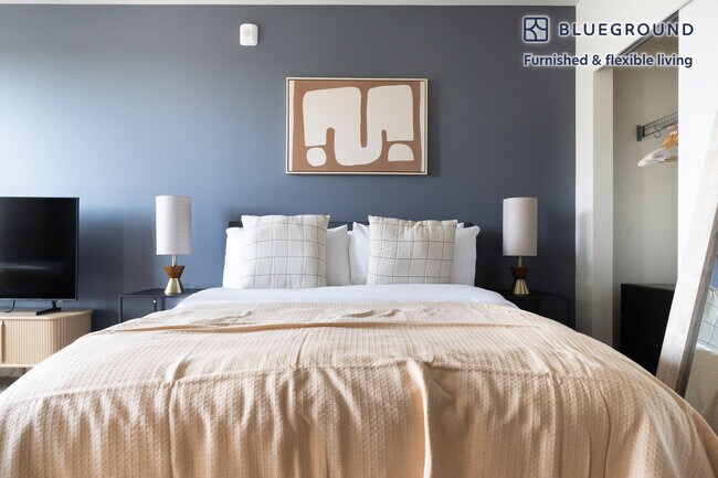 Building Photo - 18004 Midvale Ave N