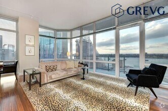 Building Photo - 2 bedroom in NEW YORK NY 10023