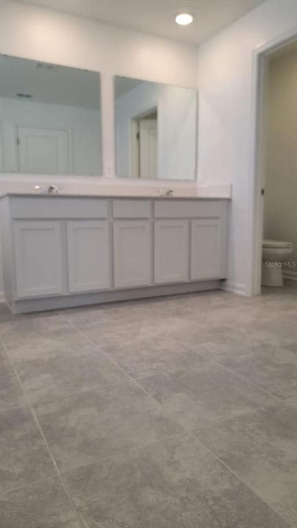 Building Photo - 2289 Amorie Dr