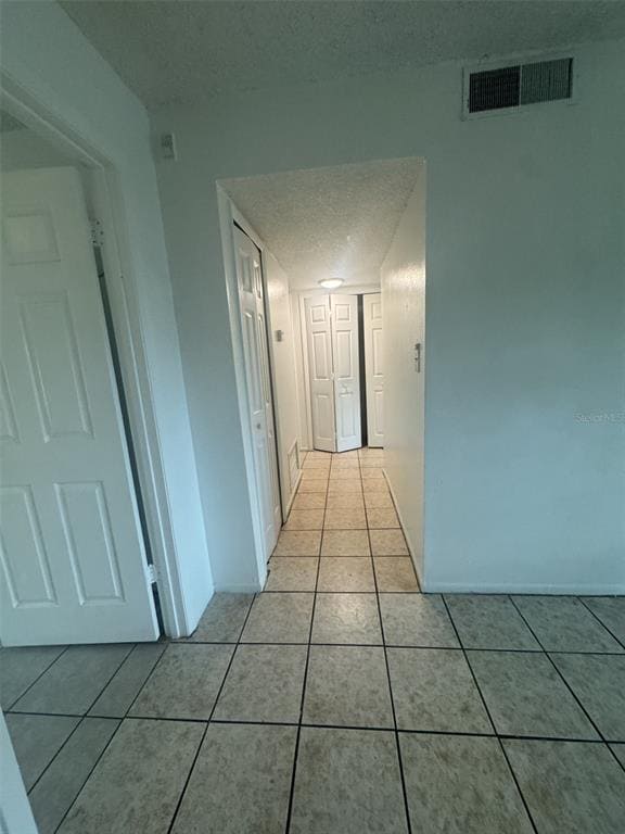 Building Photo - 828 Sky Lake Cir