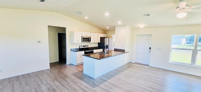 Building Photo - 3011 Harvard Cir
