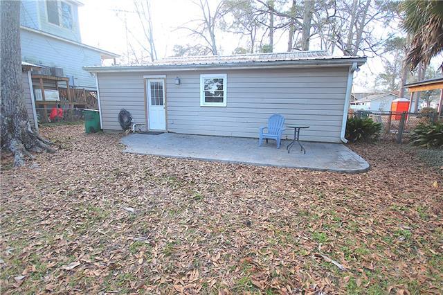 Building Photo - 337 Reine St