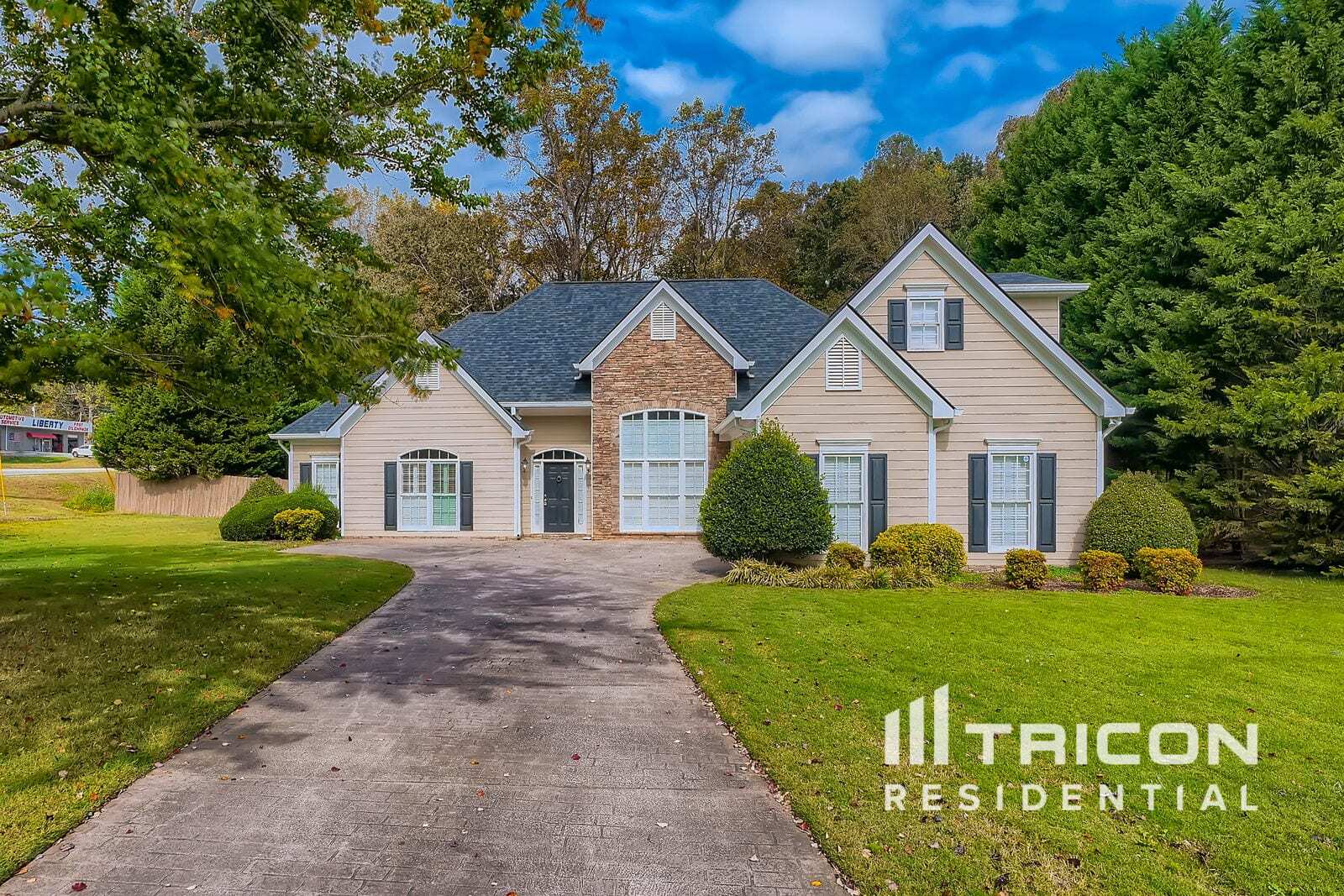 Building Photo - 2775 Sawnee View Dr