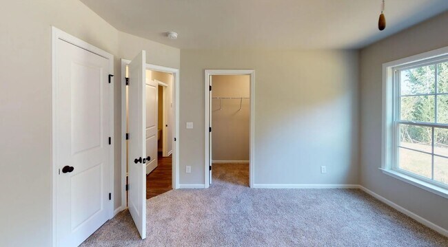 Building Photo - 1037 Orvil Smith Rd