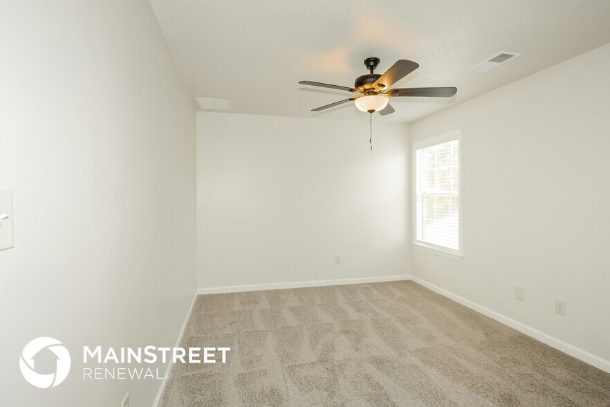 Building Photo - 9260 Acadia Pl